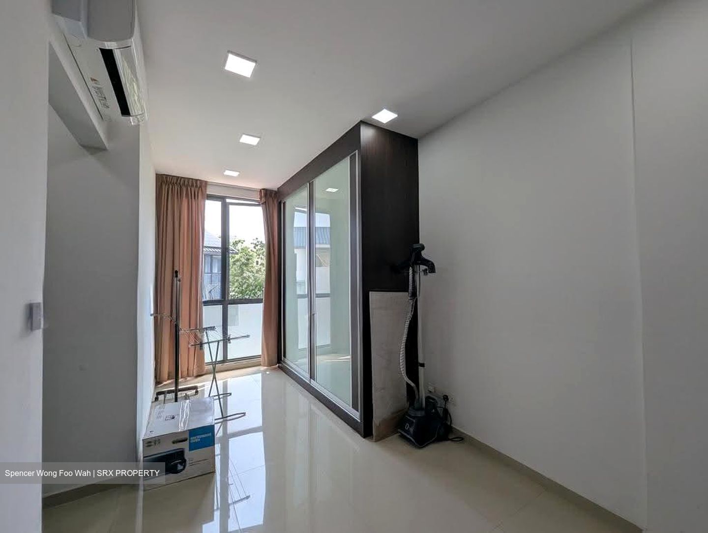 Opera Estate (D15), Terrace #639716971